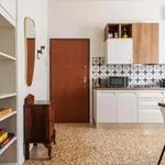 Rent 2 bedroom apartment in Milan