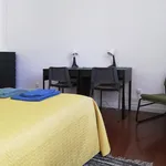 Alugar 5 quarto casa de 235 m² em Ponta Delgada