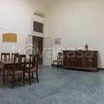 Affitto 5 camera appartamento di 130 m² in Brindisi