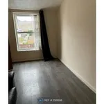 Flat to rent in Waldeck Road, Luton LU1