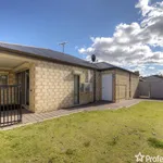 Rent 3 bedroom house in  Forrestfield WA 6058                        