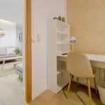 Rent a room of 87 m² in madrid