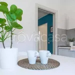 Rent 4 bedroom apartment of 50 m² in Milano