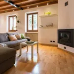 Rent 4 bedroom apartment in Cernobbio