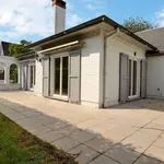 Rent 4 bedroom house of 1300 m² in Waterloo