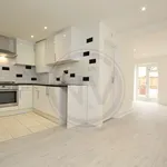 Rent 2 bedroom flat in London