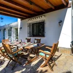 Rent 3 bedroom house of 1500 m² in Marbella