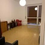 Affitto 3 camera appartamento di 85 m² in Novara