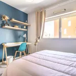 Rent a room of 93 m² in Nantes