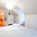 Rent 2 bedroom apartment of 78 m² in lisbon