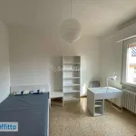 Affitto 4 camera appartamento di 85 m² in Rimini