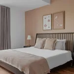 Rent 1 bedroom apartment of 97 m² in lisbon