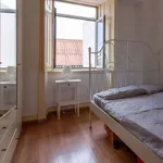 Rent a room of 120 m² in Lisboa