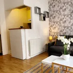 Rent 1 bedroom apartment of 25 m² in Paris