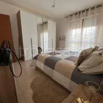 Rent 2 bedroom apartment of 60 m² in Osio Sotto