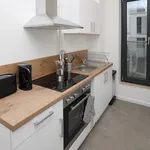 Rent 4 bedroom apartment in Berlin