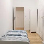 Rent a room of 97 m² in berlin