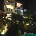 Rent 5 bedroom house of 400 m² in Phuket