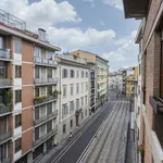 Rent 4 bedroom apartment of 100 m² in Florence