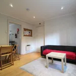 Flat to rent in Portsmouth Road, Guildford GU2