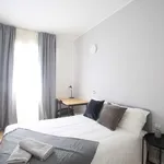 Rent a room of 150 m² in milan