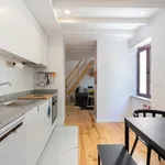 Rent 1 bedroom apartment of 50 m² in Vila Nova de Gaia