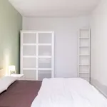 Rent a room in madrid