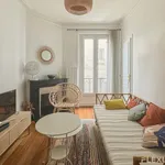 Appartement de 474 m² avec 2 chambre(s) en location à Paris