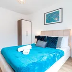 Rent 2 bedroom apartment of 1000 m² in Birmingham