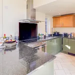 Rent 5 bedroom apartment in Guildford