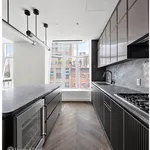 Rent 3 bedroom apartment of 1891 m² in Manhattan