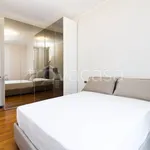 Rent 2 bedroom apartment of 70 m² in Milano