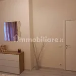 Affitto 3 camera appartamento di 70 m² in Siena