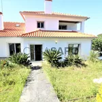 Rent 3 bedroom house of 351 m² in Leiria