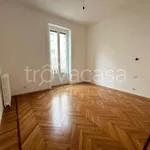 Rent 3 bedroom apartment of 105 m² in Milano