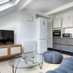 Appartement de 635 m² avec 2 chambre(s) en location à Paris