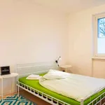 Rent 4 bedroom apartment of 38 m² in Berlin