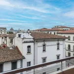 Rent 1 bedroom apartment of 120 m² in florence