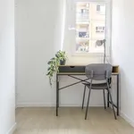 Rent a room of 100 m² in valencia