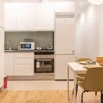 Rent 4 bedroom apartment in madrid