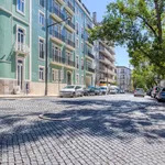 Rent 2 bedroom apartment of 50 m² in Lisbon