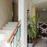 Rent 4 bedroom house in Lisbon