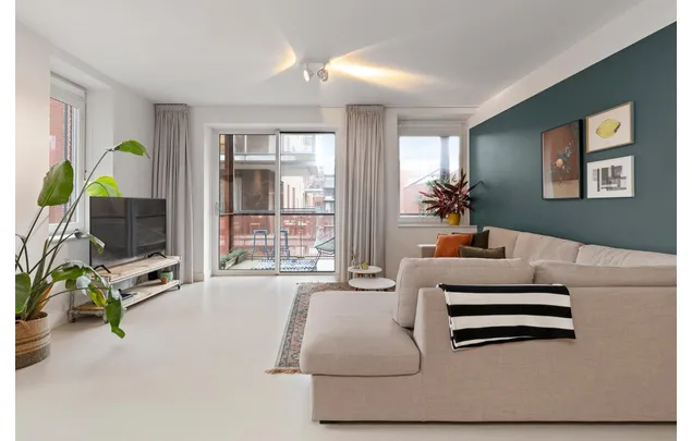 Huur 2 slaapkamer appartement van 81 m² in Amsterdam