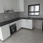 Rent 4 bedroom house in Roodepoort