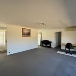 Rent 3 bedroom house in Kungala