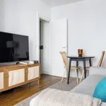 Rent 2 bedroom apartment of 31 m² in Paris 11