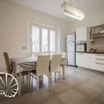 Rent 4 bedroom house of 250 m² in Vernio