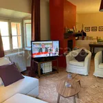 Rent 5 bedroom apartment of 200 m² in Tavernerio