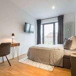 Rent a room of 145 m² in frankfurt