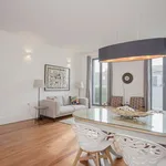 Rent 2 bedroom apartment of 100 m² in porto